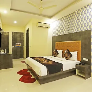 Smart Signature Delhi Airport **** Nuova Delhi