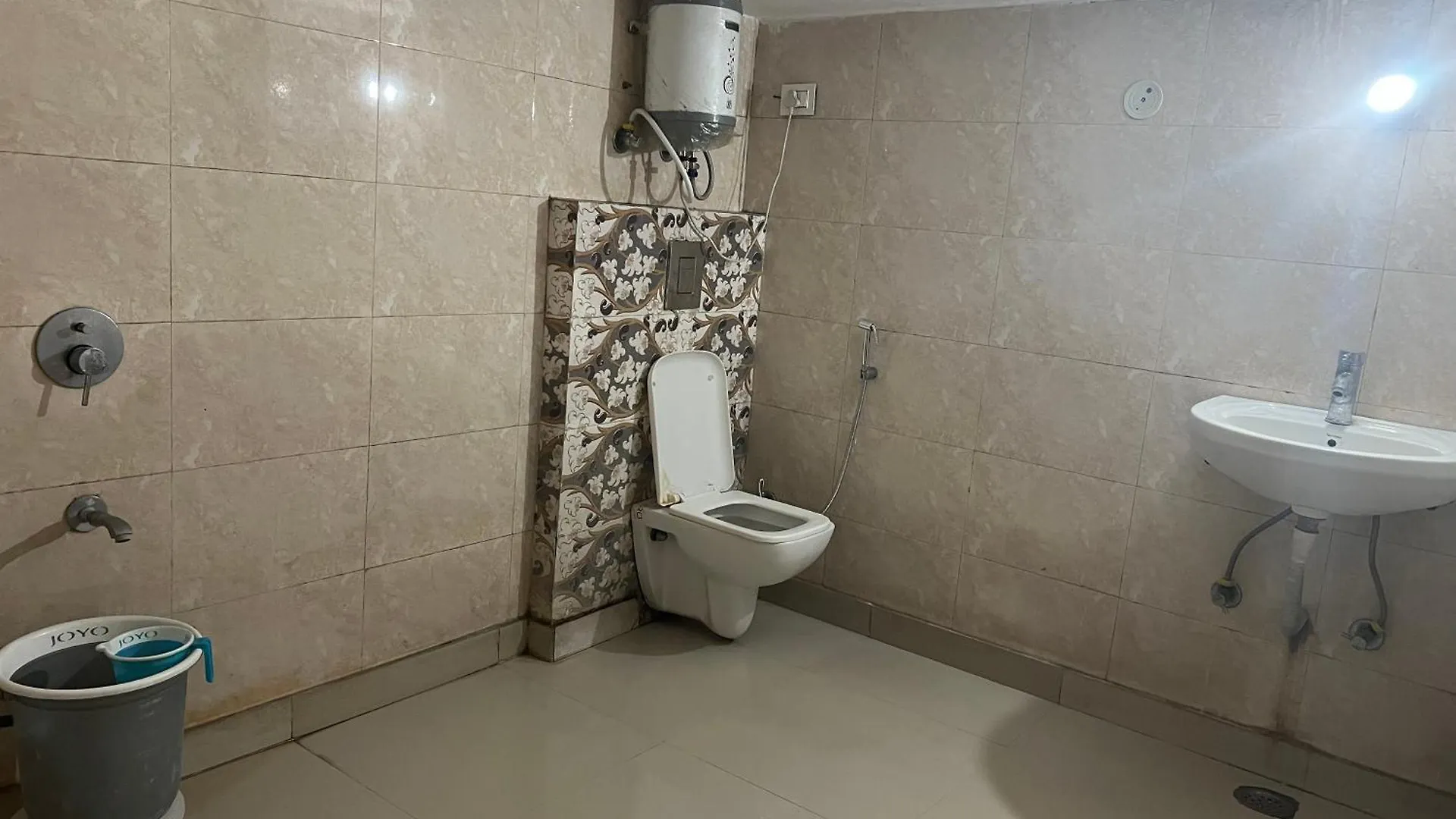 Hotel Clayton New Delhi