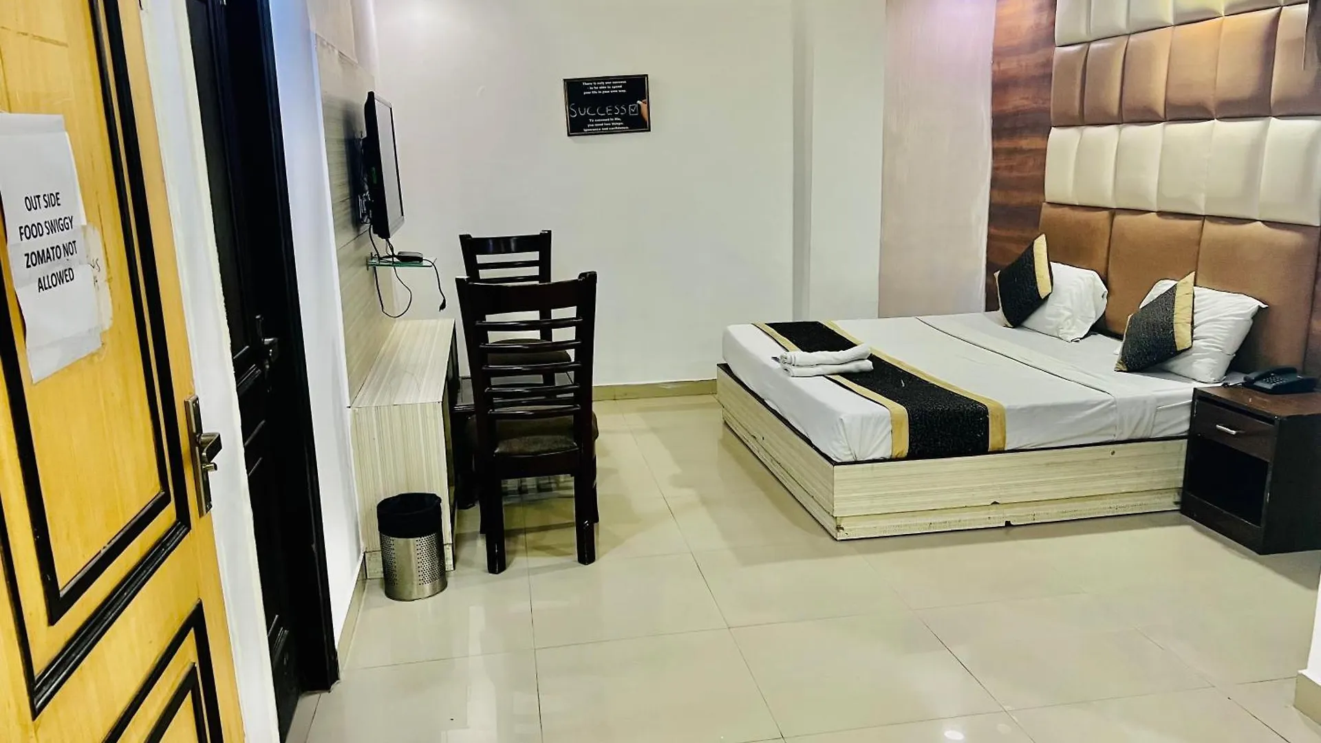 Hotel Clayton New Delhi