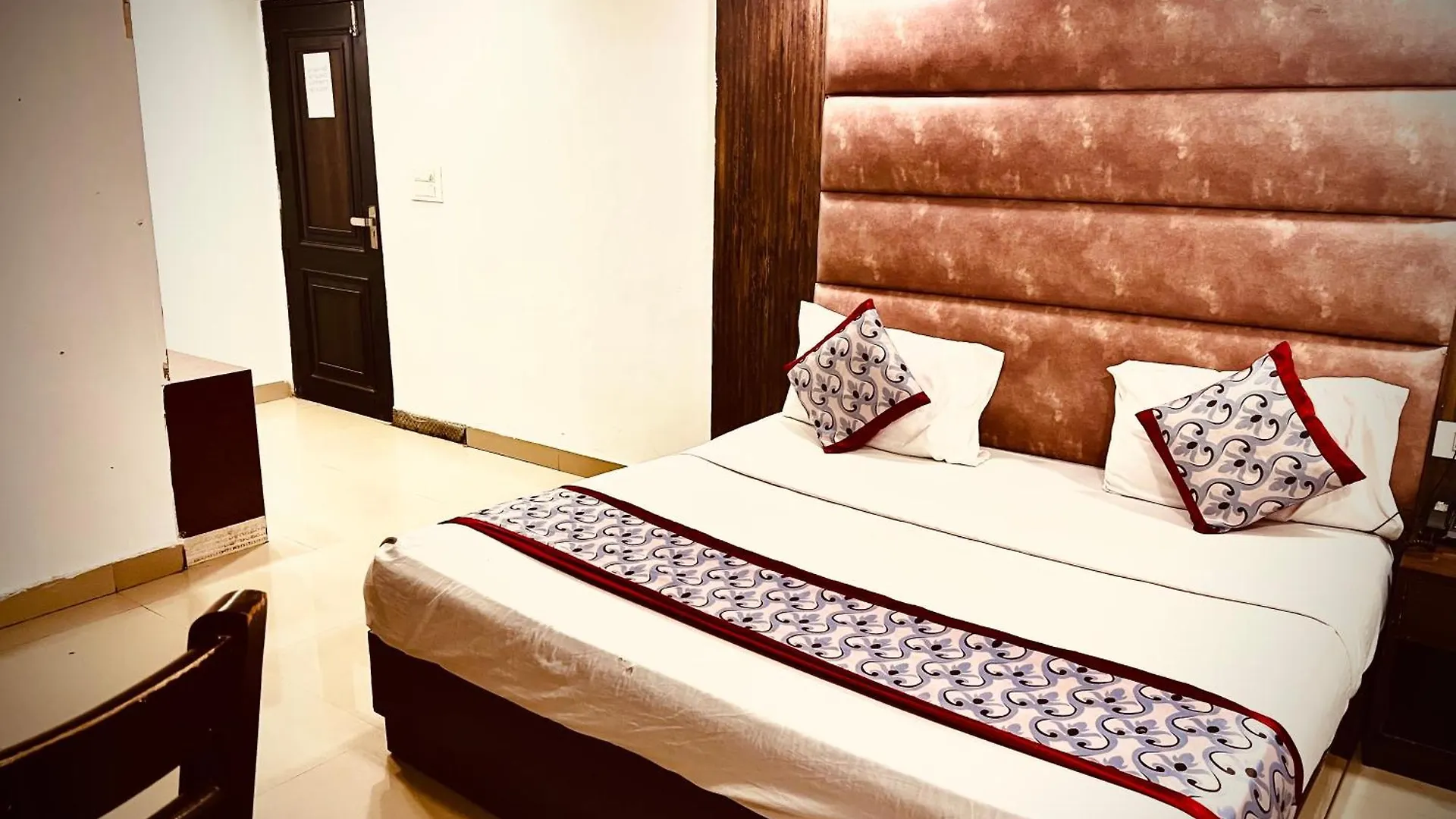 Hotel Clayton New Delhi